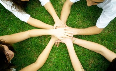 關(guān)于團(tuán)結(jié)協(xié)作的經(jīng)典英語(yǔ)名句