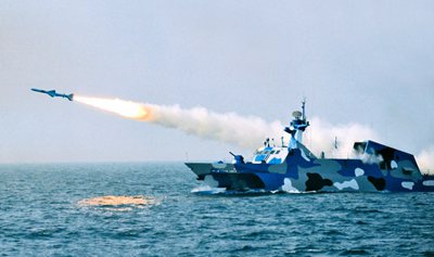 為什么制導(dǎo)炮彈能精確打擊目標(biāo)？