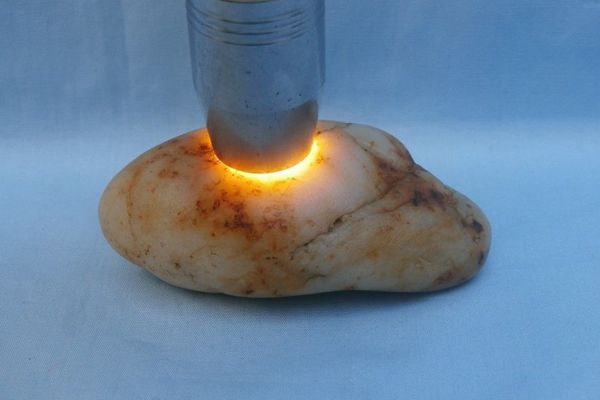 玏怎么讀,玏是什么意思,一個(gè)王一個(gè)力念什么