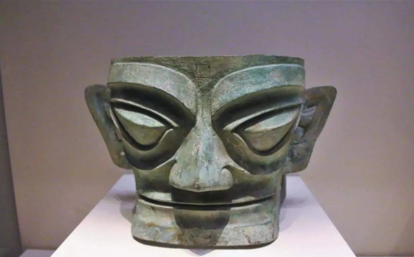 三星堆面具為什么像外星人？