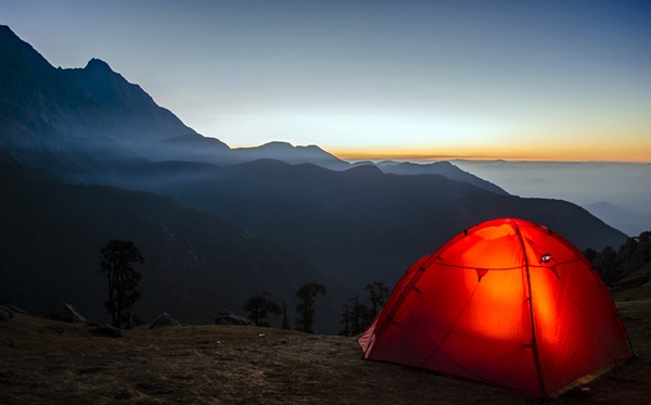 露營(yíng)為什么火了,為什么越來(lái)越多人喜歡露營(yíng)