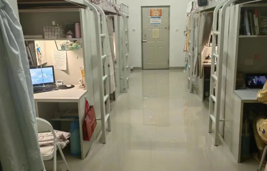 內(nèi)蒙古工業(yè)大學宿舍條件怎么樣,有空調(diào)和獨立衛(wèi)生間嗎？（附宿舍圖片）