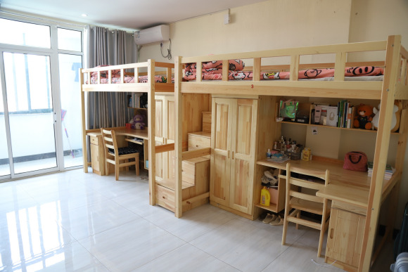 山東現(xiàn)代學(xué)院宿舍條件怎么樣,有空調(diào)和獨(dú)立衛(wèi)生間嗎？（附宿舍圖片）