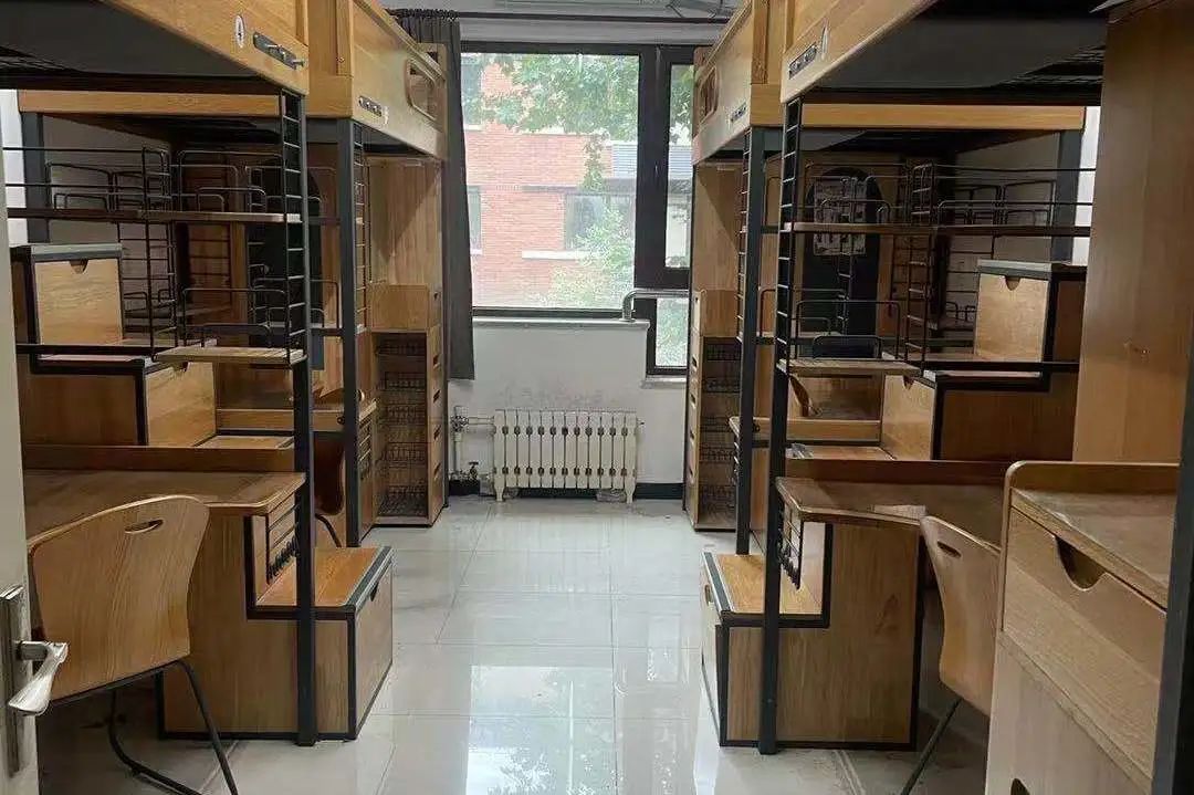 清華大學宿舍條件怎么樣,有空調(diào)和獨立衛(wèi)生間嗎？（附宿舍圖片）