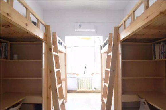 青島黃海學(xué)院宿舍條件怎么樣,有空調(diào)和獨立衛(wèi)生間嗎？（附宿舍圖片）