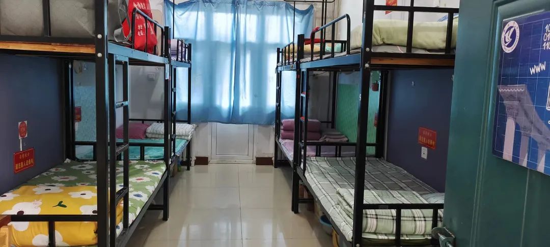 衡水學(xué)院宿舍條件怎么樣,有空調(diào)和獨(dú)立衛(wèi)生間嗎？（附宿舍圖片）