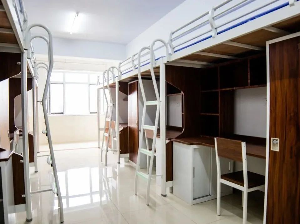 遼寧傳媒學院宿舍條件怎么樣,有空調(diào)和獨立衛(wèi)生間嗎？（附宿舍圖片）