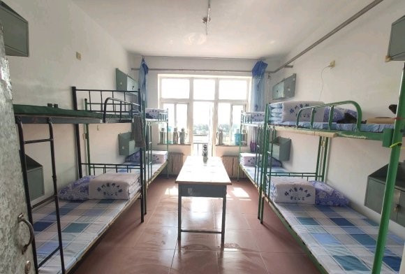 錦州醫(yī)科大學(xué)宿舍條件怎么樣,有空調(diào)和獨(dú)立衛(wèi)生間嗎？（附宿舍圖片）