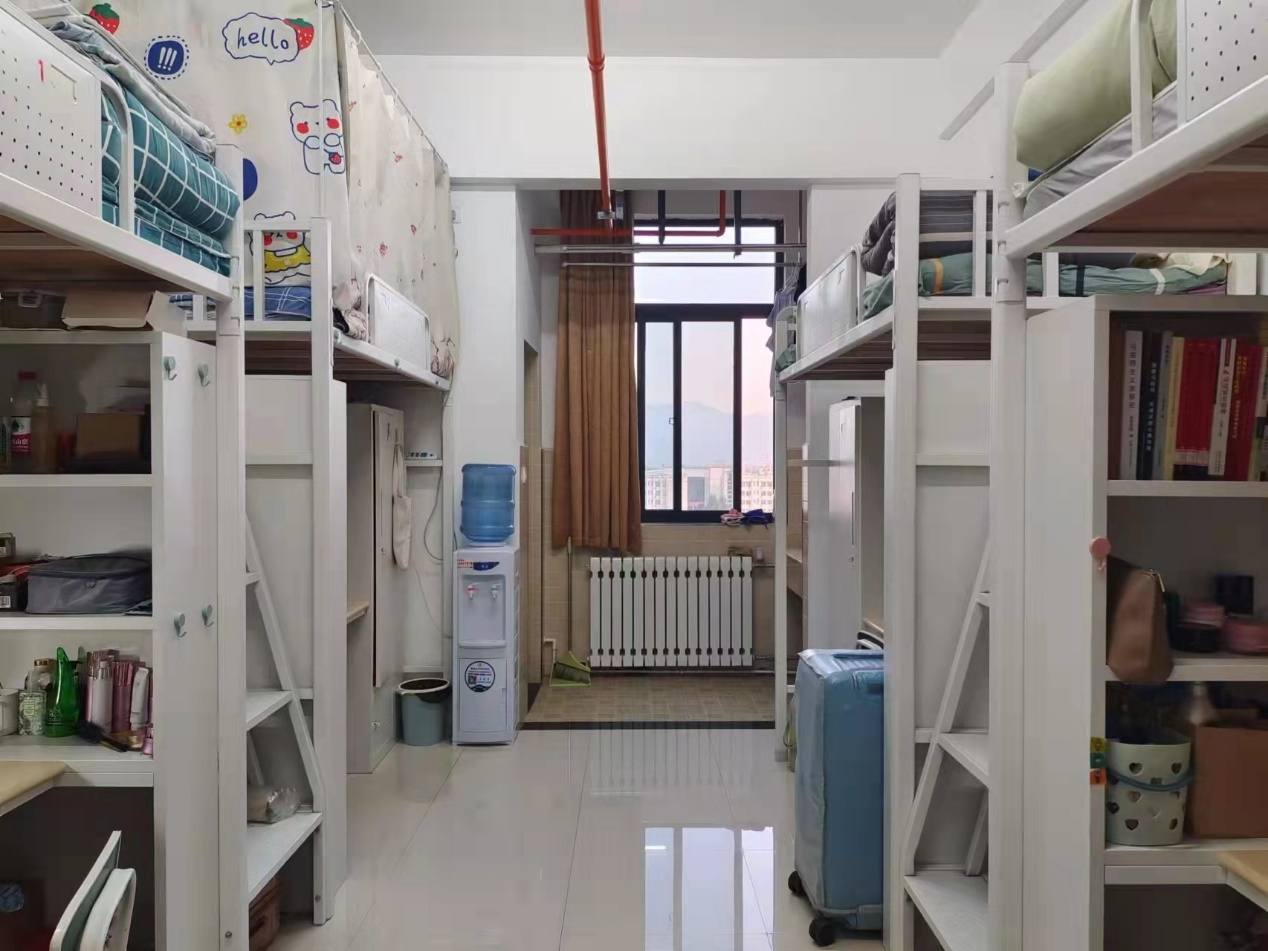 西北大學宿舍條件怎么樣,有空調和獨立衛(wèi)生間嗎？（附宿舍圖片）