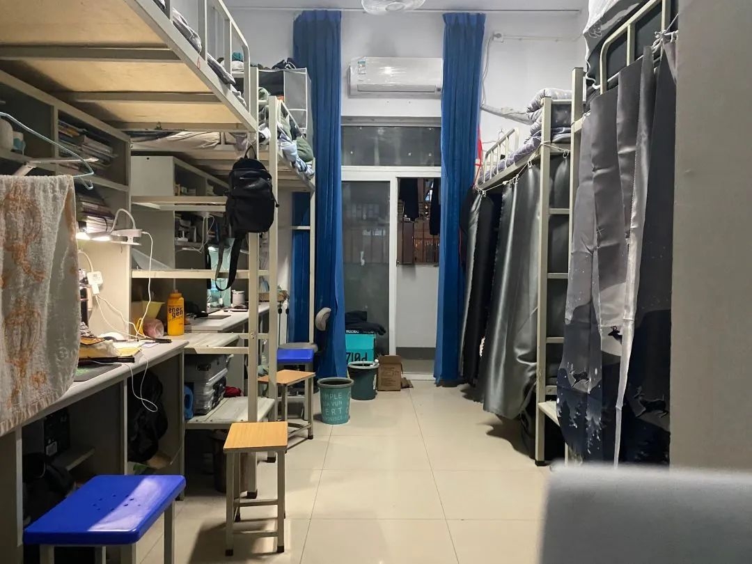 河南科技大學宿舍條件怎么樣,有空調和獨立衛(wèi)生間嗎？（附宿舍圖片）