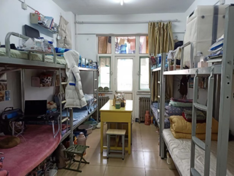 中北大學(xué)宿舍條件怎么樣,有空調(diào)和獨(dú)立衛(wèi)生間嗎？（附宿舍圖片）