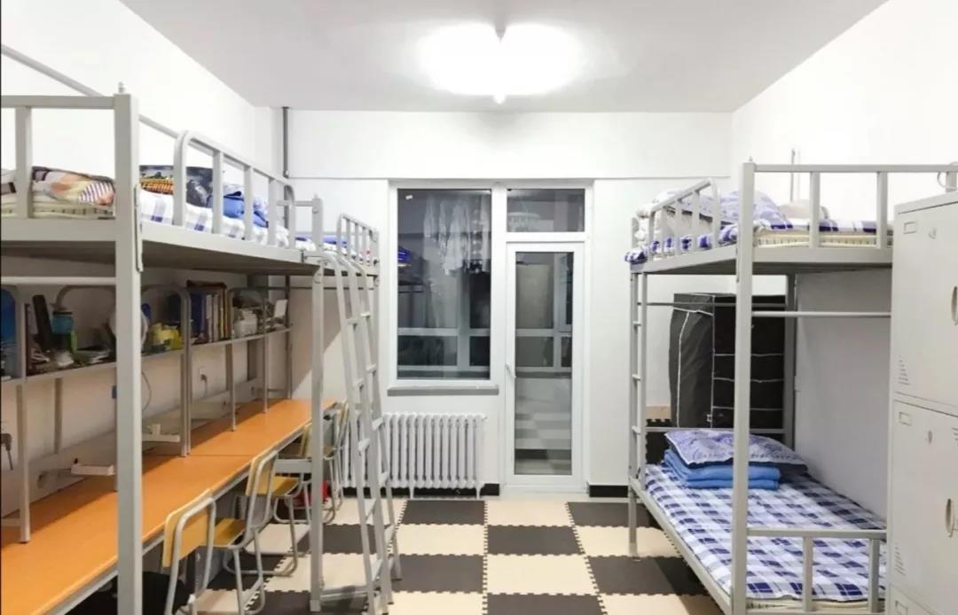 沈陽工業(yè)大學(xué)宿舍條件怎么樣,有空調(diào)和獨立衛(wèi)生間嗎？（附宿舍圖片）