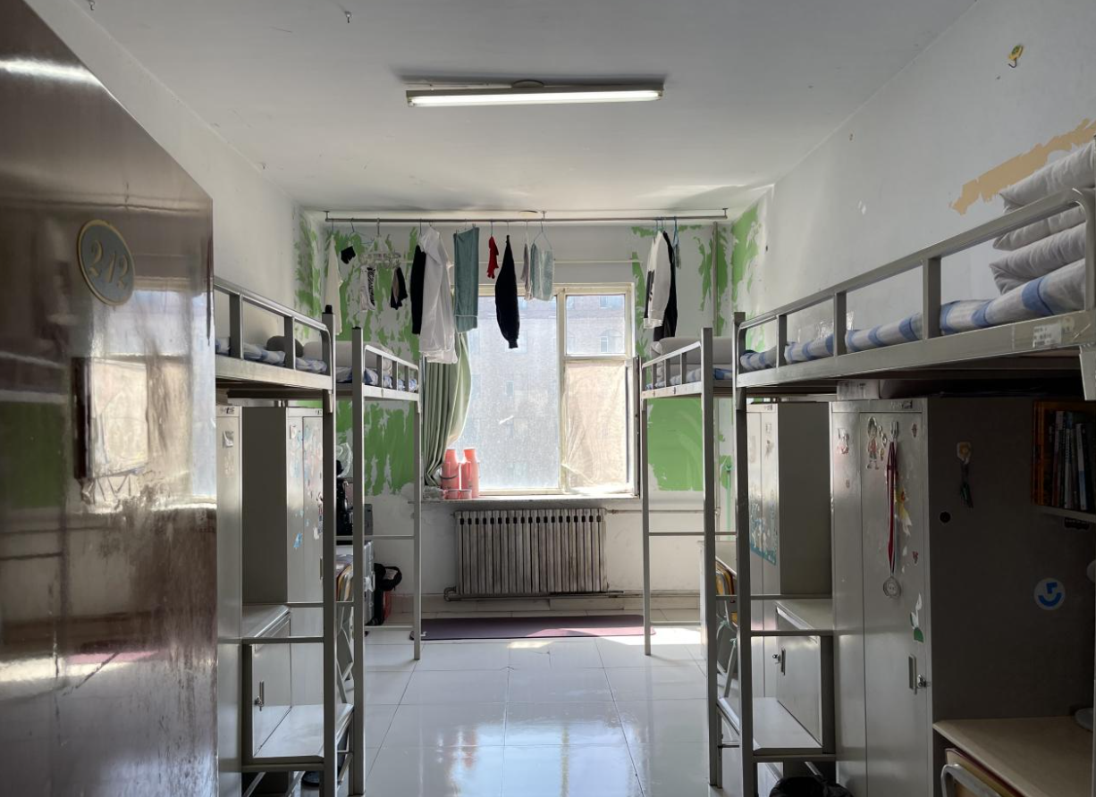 長春建筑學院宿舍條件怎么樣,有空調和獨立衛(wèi)生間嗎？（附宿舍圖片）