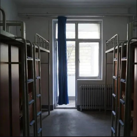 天津財經(jīng)大學宿舍條件怎么樣,有空調(diào)和獨立衛(wèi)生間嗎？（附宿舍圖片）