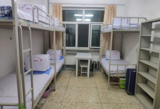 齊齊哈爾醫(yī)學院宿舍條件怎么樣,有空調(diào)和獨立衛(wèi)生間嗎？（附宿舍圖片）