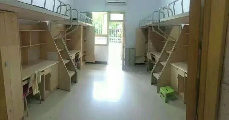 長(zhǎng)江師范學(xué)院宿舍條件怎么樣,有空調(diào)和獨(dú)立衛(wèi)生間嗎？（附宿舍圖片）