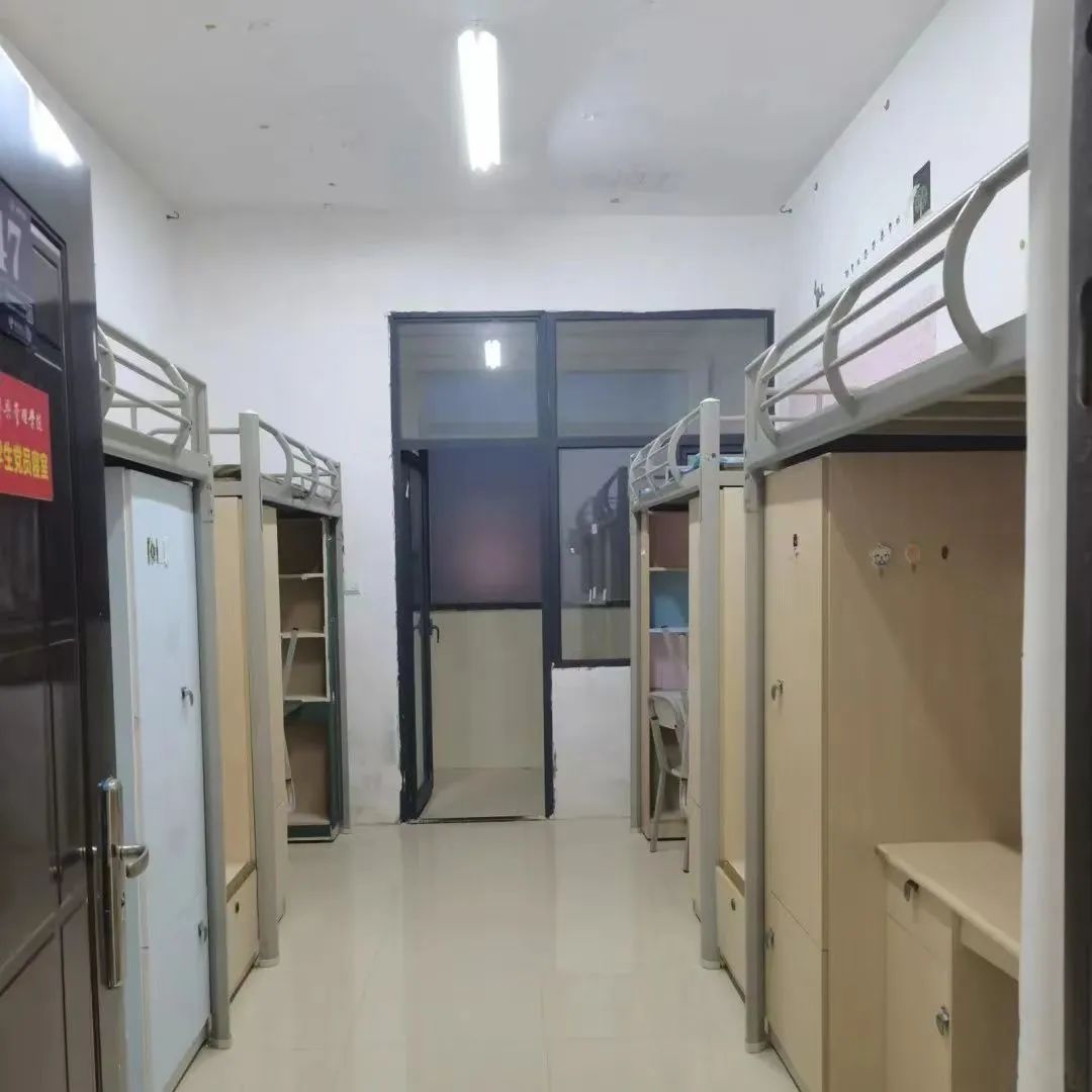 貴州師范大學(xué)宿舍條件怎么樣,有空調(diào)和獨(dú)立衛(wèi)生間嗎？（附宿舍圖片）