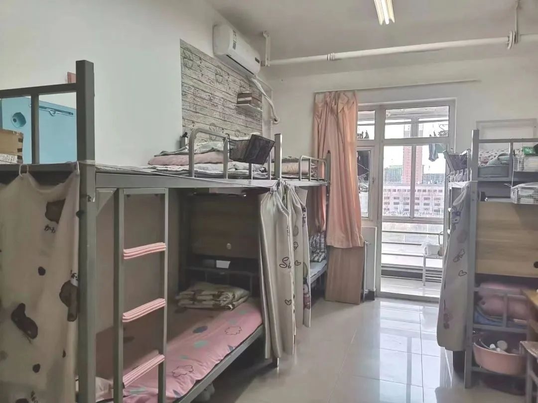 河北科技大學(xué)宿舍條件怎么樣,有空調(diào)和獨(dú)立衛(wèi)生間嗎？（附宿舍圖片）