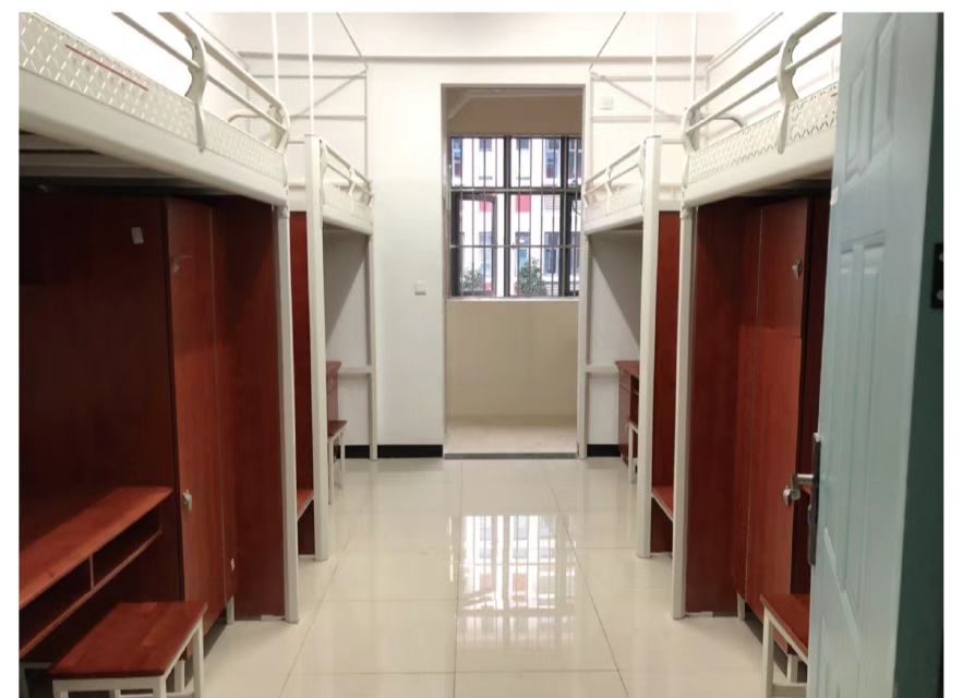 成都東軟學(xué)院宿舍條件怎么樣,有空調(diào)和獨(dú)立衛(wèi)生間嗎？（附宿舍圖片）