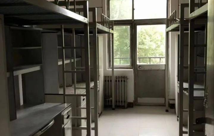 河北地質(zhì)大學(xué)宿舍條件怎么樣,有空調(diào)和獨(dú)立衛(wèi)生間嗎？（附宿舍圖片）