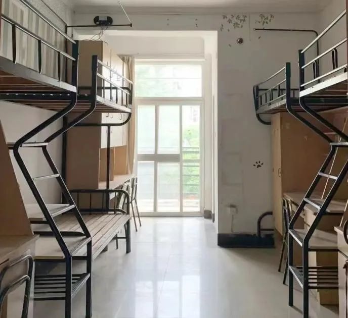 杭州電子科技大學宿舍條件怎么樣,有空調(diào)和獨立衛(wèi)生間嗎？（附宿舍圖片）