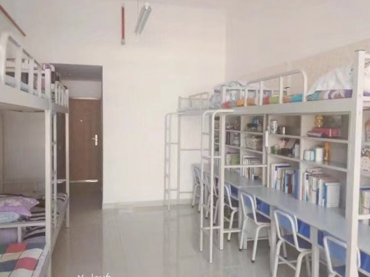 河北北方學院宿舍條件怎么樣,有空調(diào)和獨立衛(wèi)生間嗎？（附宿舍圖片）