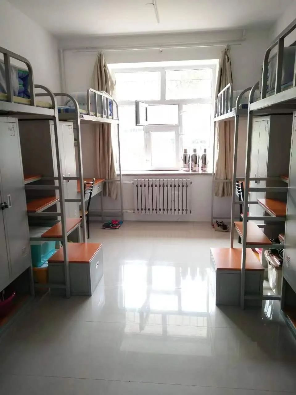 黑龍江大學(xué)宿舍條件怎么樣,有空調(diào)和獨立衛(wèi)生間嗎？（附宿舍圖片）