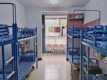 河北民族師范學(xué)院宿舍條件怎么樣,有空調(diào)和獨(dú)立衛(wèi)生間嗎？（附宿舍圖片）