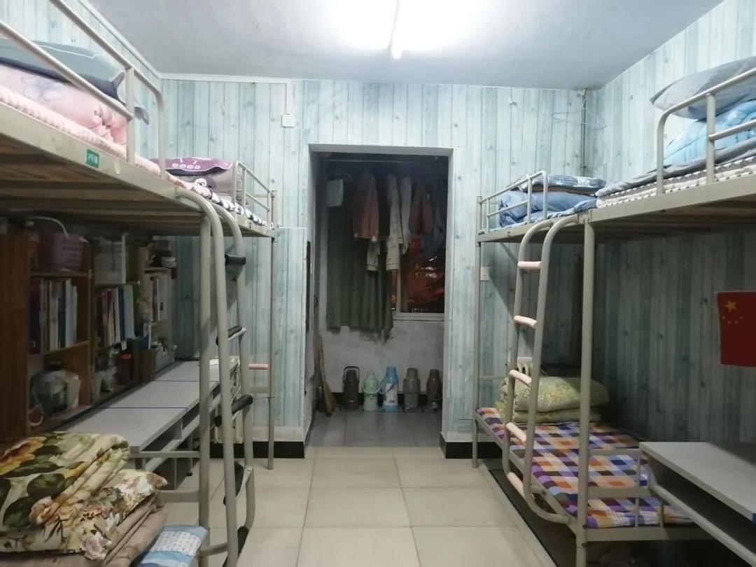 西安醫(yī)學(xué)院宿舍條件怎么樣,有空調(diào)和獨立衛(wèi)生間嗎？（附宿舍圖片）