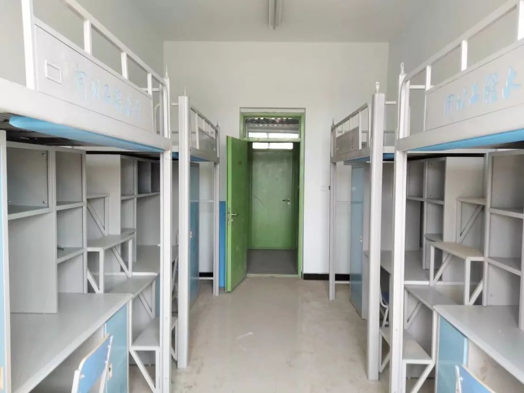 河北工程大學(xué)宿舍條件怎么樣,有空調(diào)和獨(dú)立衛(wèi)生間嗎？（附宿舍圖片）