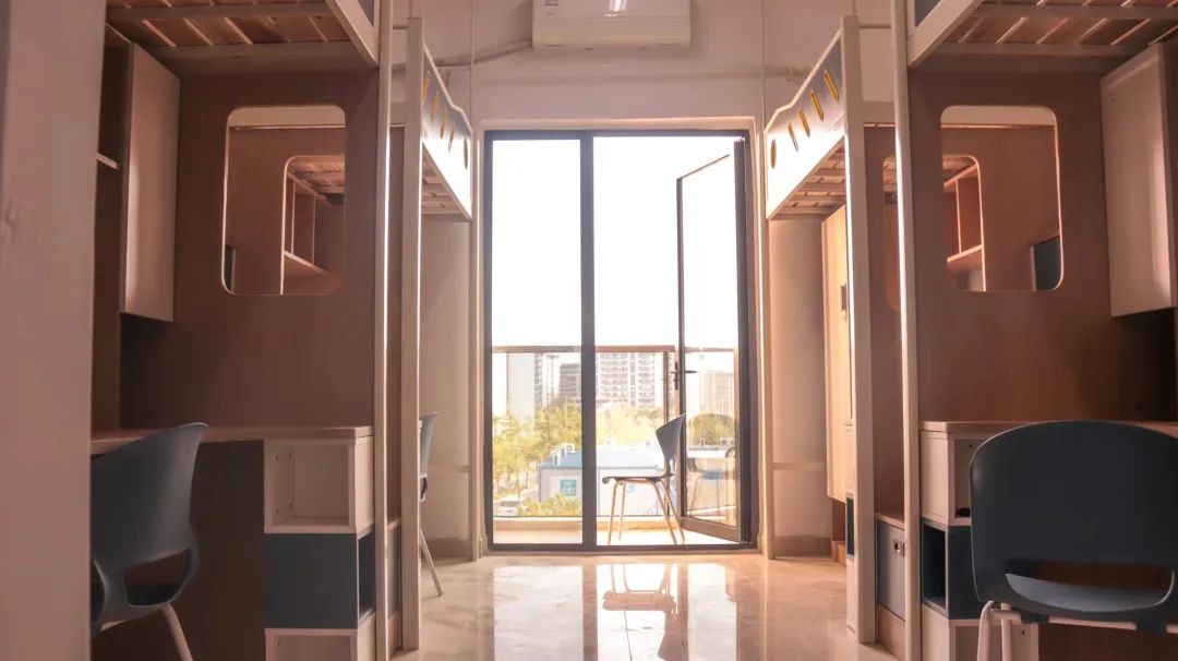 安徽藝術(shù)學(xué)院宿舍條件怎么樣,有空調(diào)和獨(dú)立衛(wèi)生間嗎？（附宿舍圖片）