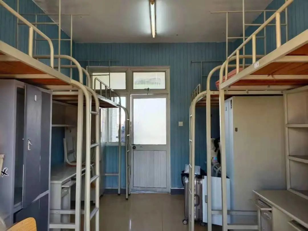 廣東藥科大學(xué)宿舍條件怎么樣,有空調(diào)和獨立衛(wèi)生間嗎？（附宿舍圖片）