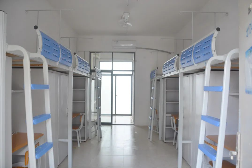 桂林旅游學(xué)院宿舍條件怎么樣,有空調(diào)和獨立衛(wèi)生間嗎？（附宿舍圖片）