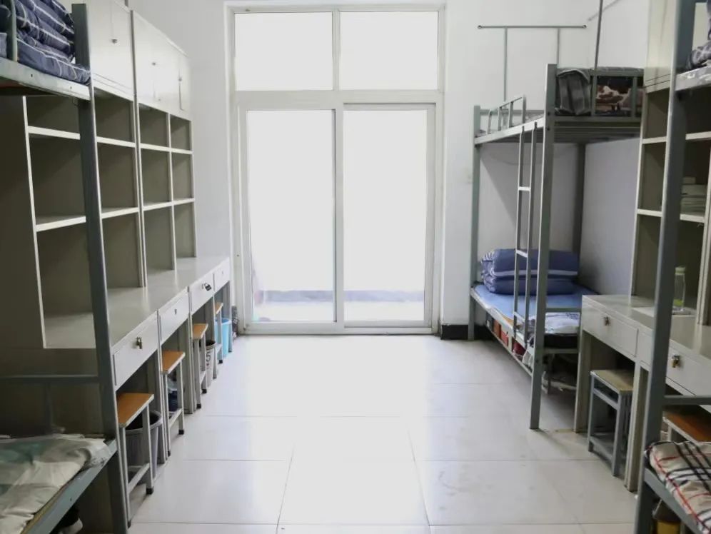 安陽師范學院宿舍條件怎么樣,有空調和獨立衛(wèi)生間嗎？（附宿舍圖片）