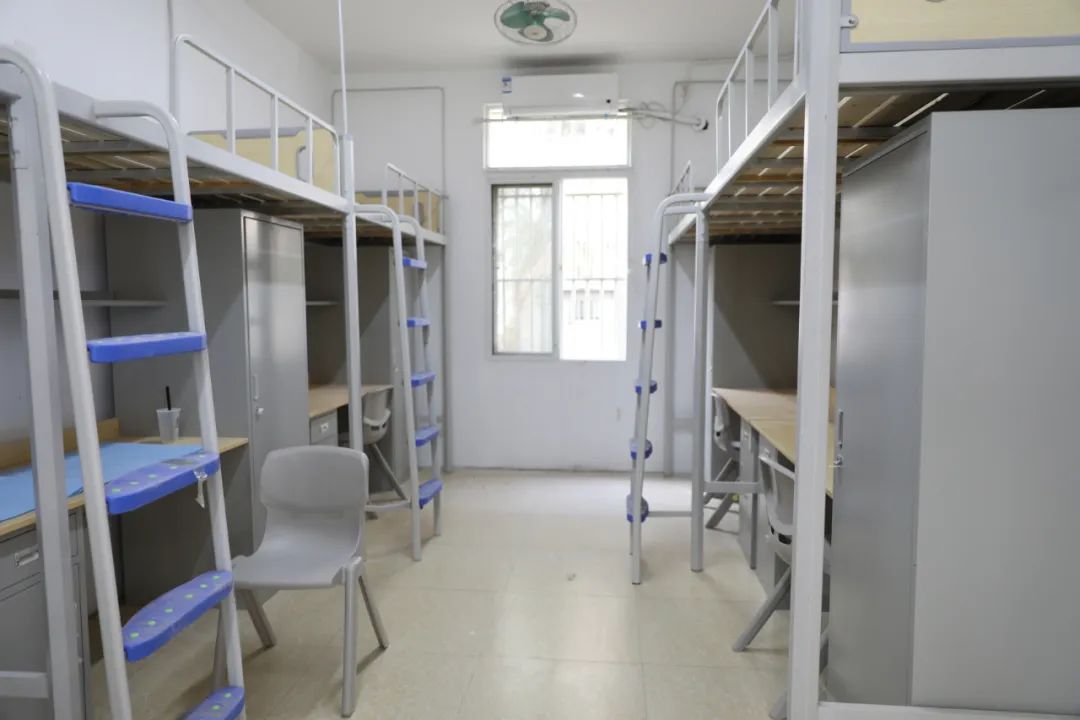 安徽師范大學(xué)宿舍條件怎么樣,有空調(diào)和獨(dú)立衛(wèi)生間嗎？（附宿舍圖片）