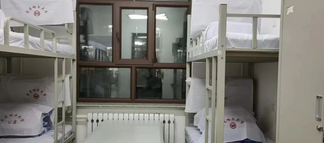 齊齊哈爾大學宿舍條件怎么樣,有空調(diào)和獨立衛(wèi)生間嗎？（附宿舍圖片）