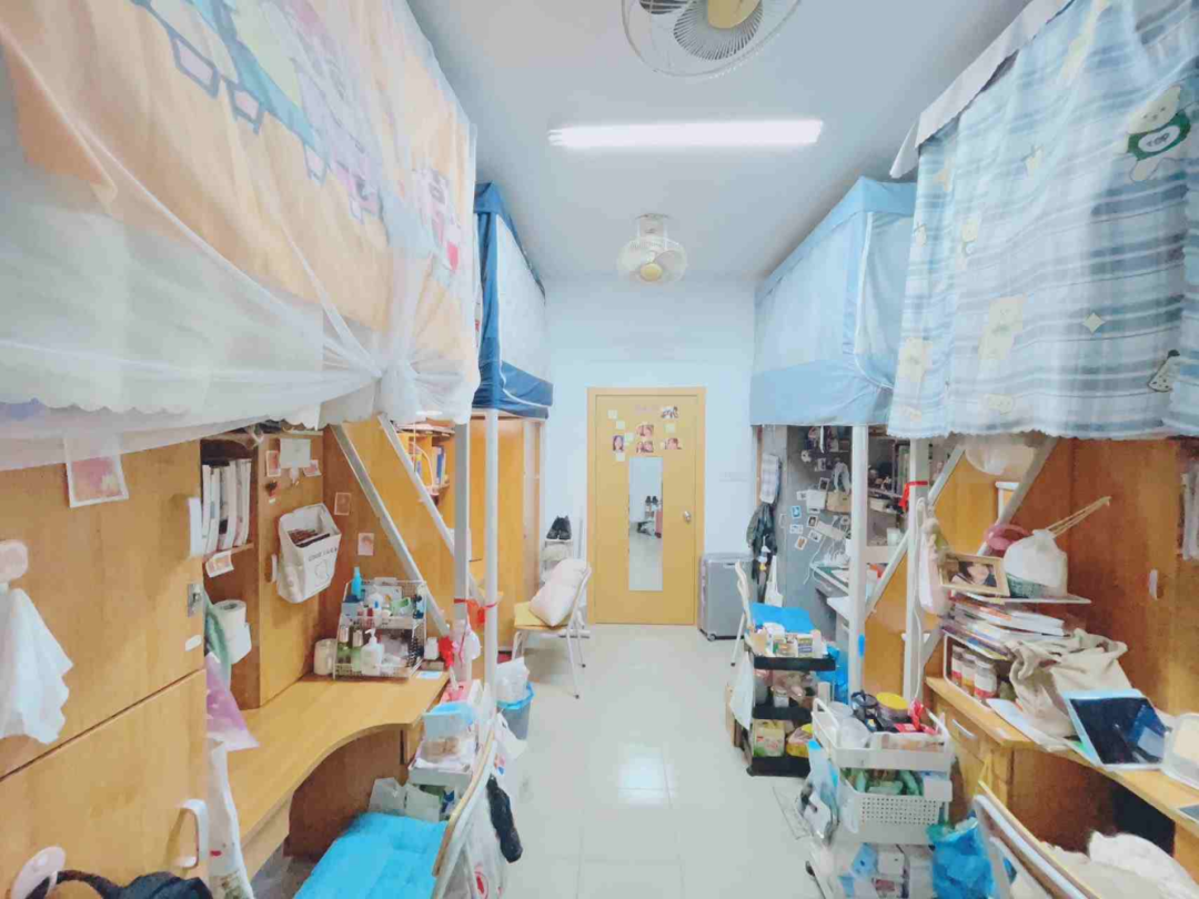 浙江越秀外國語學(xué)院宿舍條件怎么樣,有空調(diào)和獨(dú)立衛(wèi)生間嗎？（附宿舍圖片）