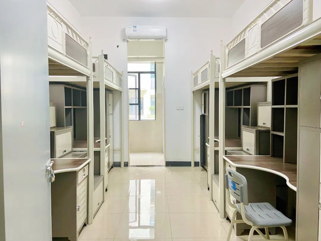 武漢輕工大學(xué)宿舍條件怎么樣,有空調(diào)和獨立衛(wèi)生間嗎？（附宿舍圖片）