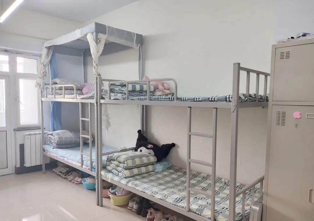 承德醫(yī)學院宿舍條件怎么樣,有空調和獨立衛(wèi)生間嗎？（附宿舍圖片）