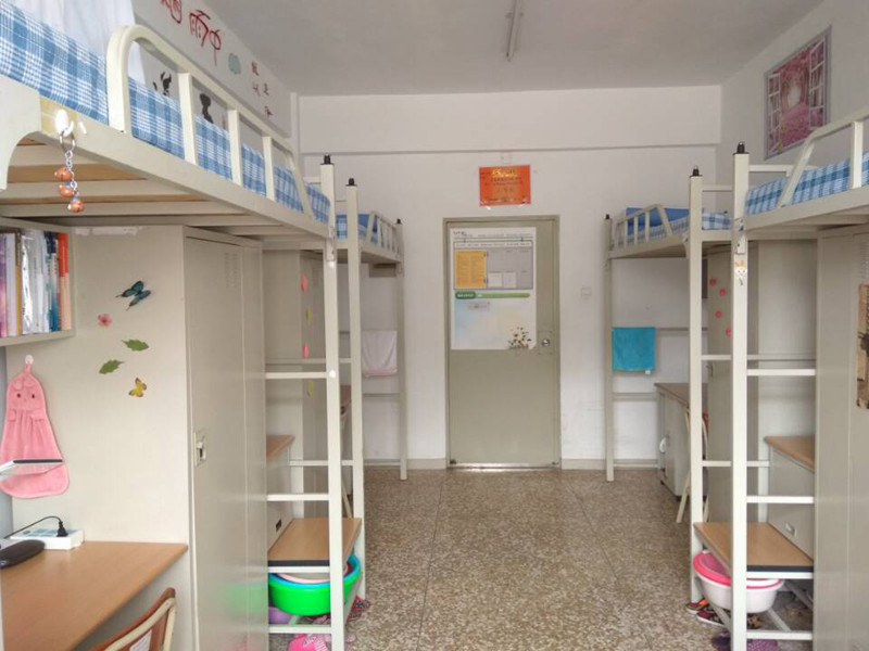 大連醫(yī)科大學宿舍條件怎么樣,有空調和獨立衛(wèi)生間嗎？（附宿舍圖片）