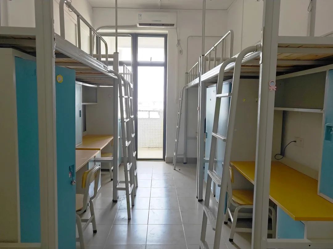 廣東財(cái)經(jīng)大學(xué)宿舍條件怎么樣,有空調(diào)和獨(dú)立衛(wèi)生間嗎？（附宿舍圖片）