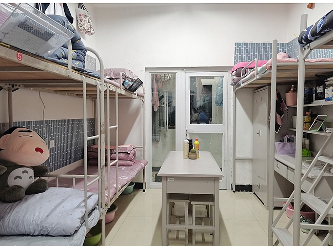 新疆師范大學宿舍條件怎么樣,有空調和獨立衛(wèi)生間嗎？（附宿舍圖片）