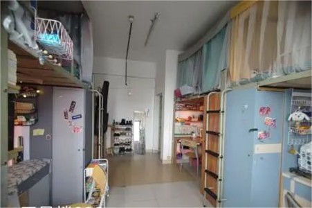 四川美術(shù)學(xué)院宿舍條件怎么樣,有空調(diào)和獨立衛(wèi)生間嗎？（附宿舍圖片）
