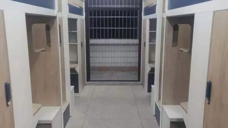 浙大城市學(xué)院宿舍條件怎么樣,有空調(diào)和獨(dú)立衛(wèi)生間嗎？（附宿舍圖片）