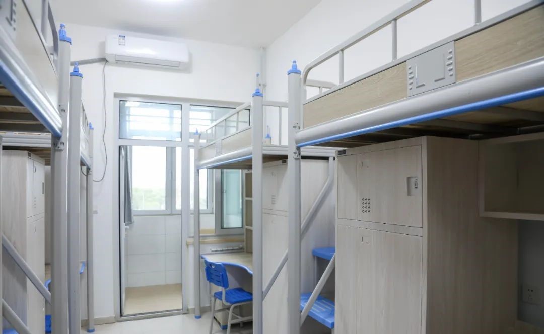 青島農(nóng)業(yè)大學(xué)宿舍條件怎么樣,有空調(diào)和獨(dú)立衛(wèi)生間嗎？（附宿舍圖片）