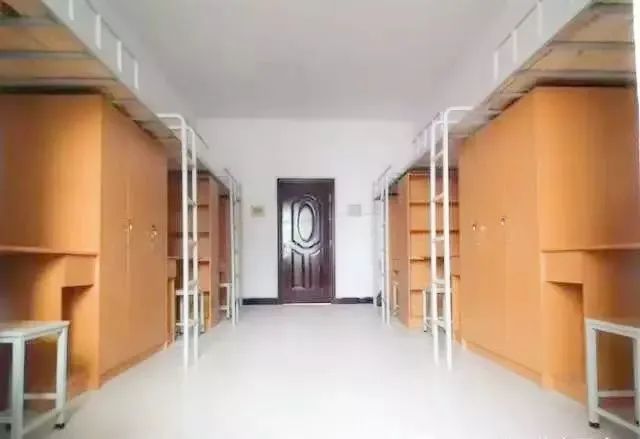 晉中信息學(xué)院宿舍條件怎么樣,有空調(diào)和獨立衛(wèi)生間嗎？（附宿舍圖片）