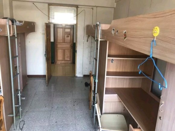 大連海洋大學(xué)宿舍條件怎么樣,有空調(diào)和獨立衛(wèi)生間嗎？（附宿舍圖片）