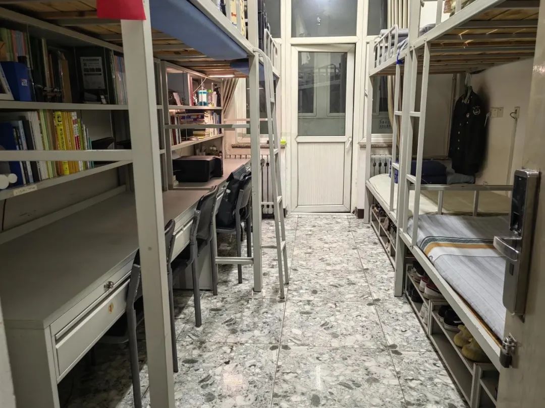 國際關(guān)系學(xué)院宿舍條件怎么樣,有空調(diào)和獨(dú)立衛(wèi)生間嗎？（附宿舍圖片）