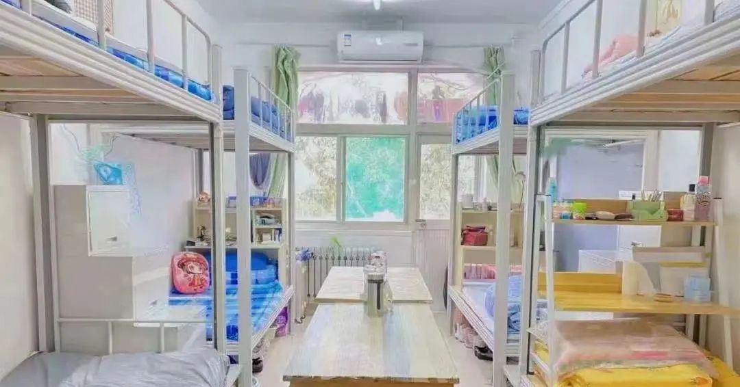 濟南大學(xué)宿舍條件怎么樣,有空調(diào)和獨立衛(wèi)生間嗎？（附宿舍圖片）