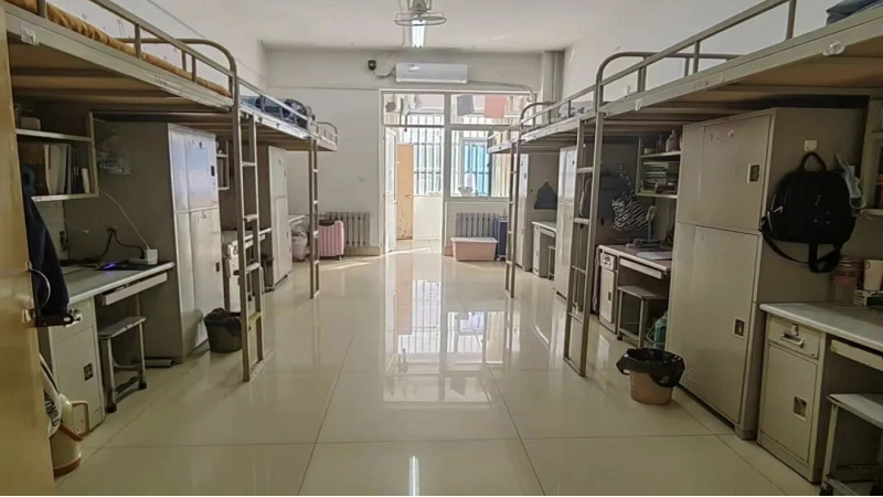 濰坊學(xué)院宿舍條件怎么樣,有空調(diào)和獨(dú)立衛(wèi)生間嗎？（附宿舍圖片）